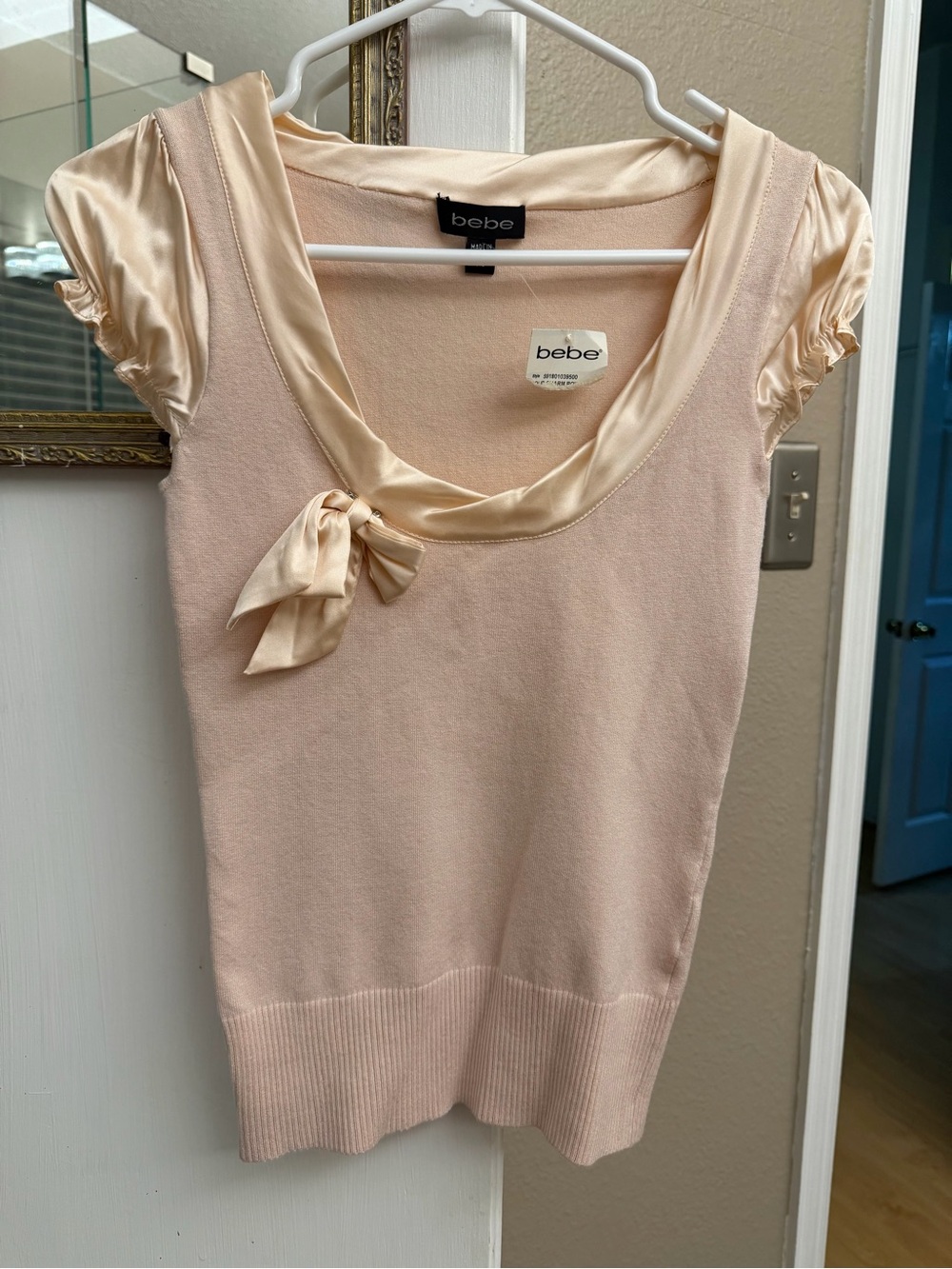 bebe Pale Pink Satin-Trim Bow Short Sleeve Knit Top
